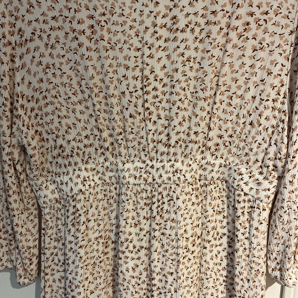 Pink Floral Dress - Picture 3 of 3